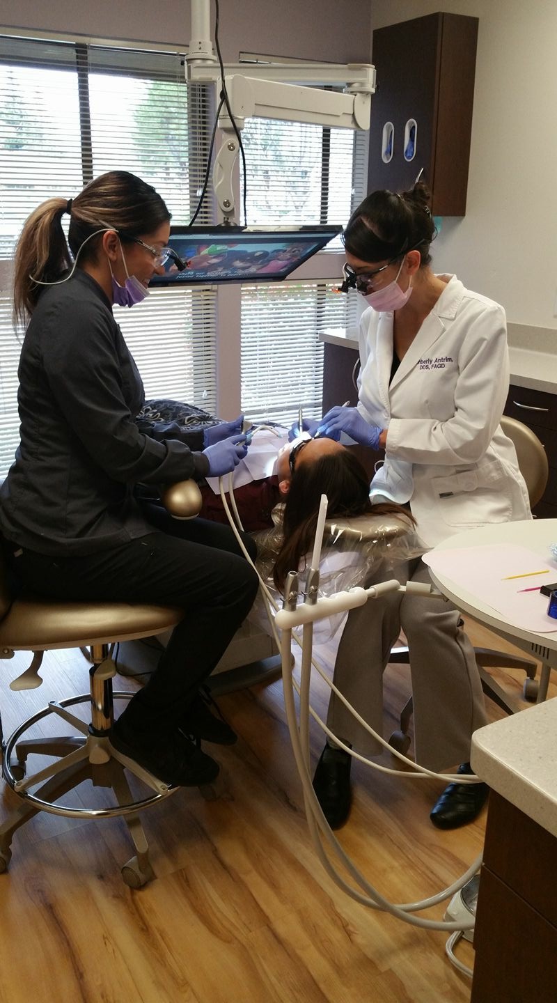 Photo of Dr. Kinberly Antrim, DDS