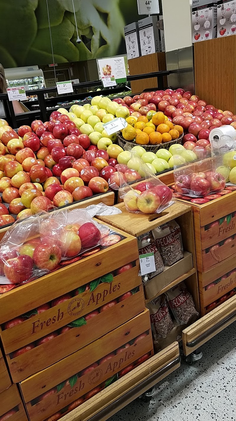 Publix Super Market at Lakewood Plaza photo 3