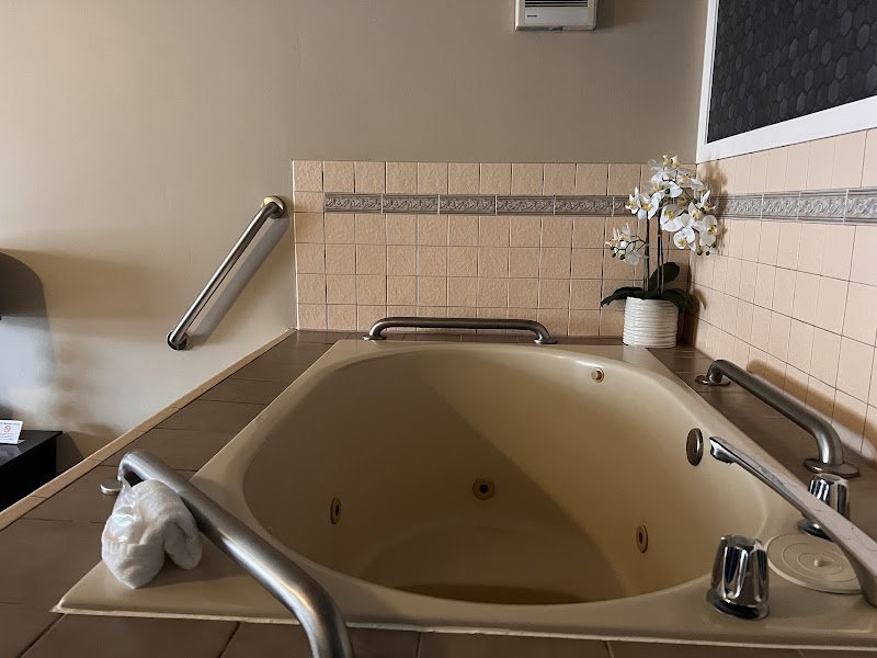 Golden Haven Spa LLC photo 4