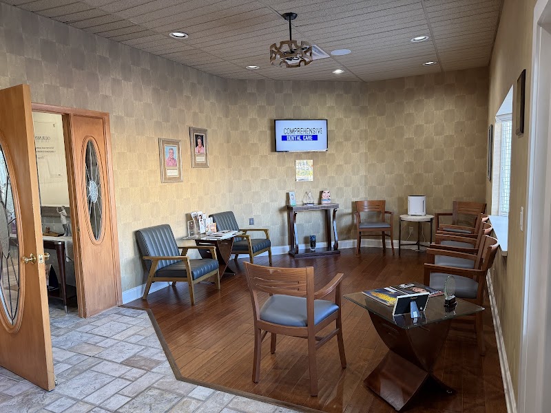 Oscar Menendez DDS,P.A photo 5