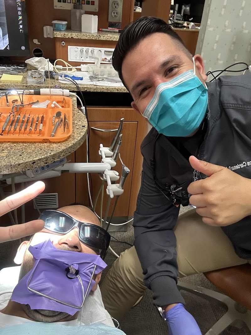 Oscar Menendez DDS,P.A photo 4
