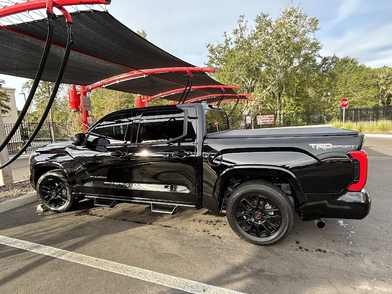 Top Edge Car Wash Wesley Chapel photo 5