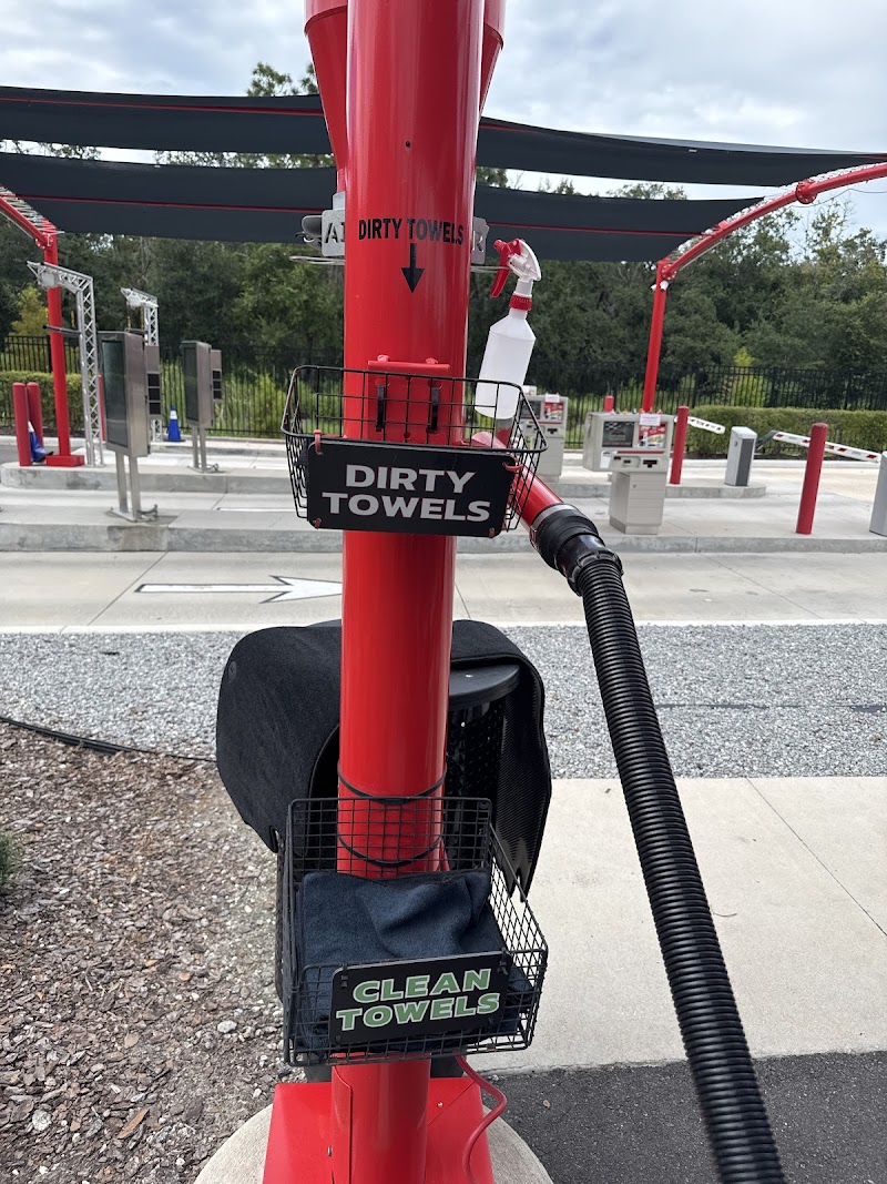 Top Edge Car Wash Wesley Chapel photo 3