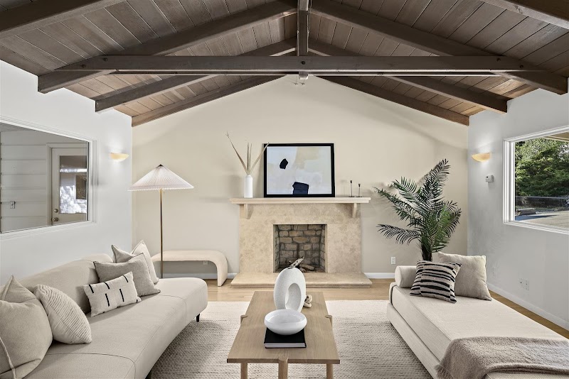 AG Realty photo 2