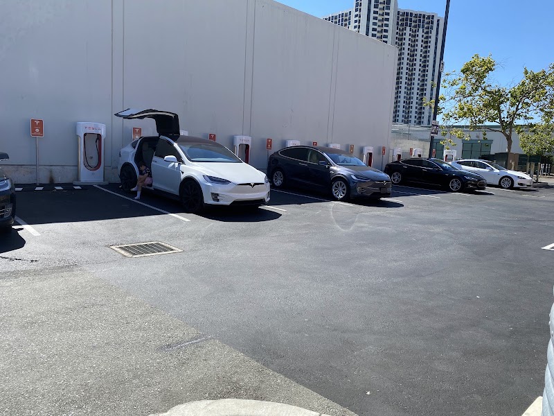 Tesla Supercharger photo 4