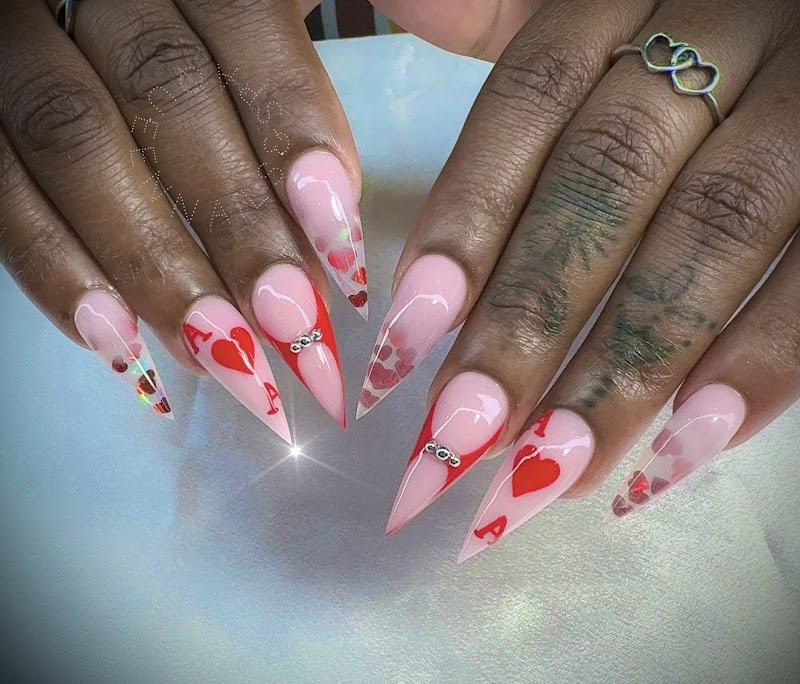 QUEEN NAILS & SPA photo 2