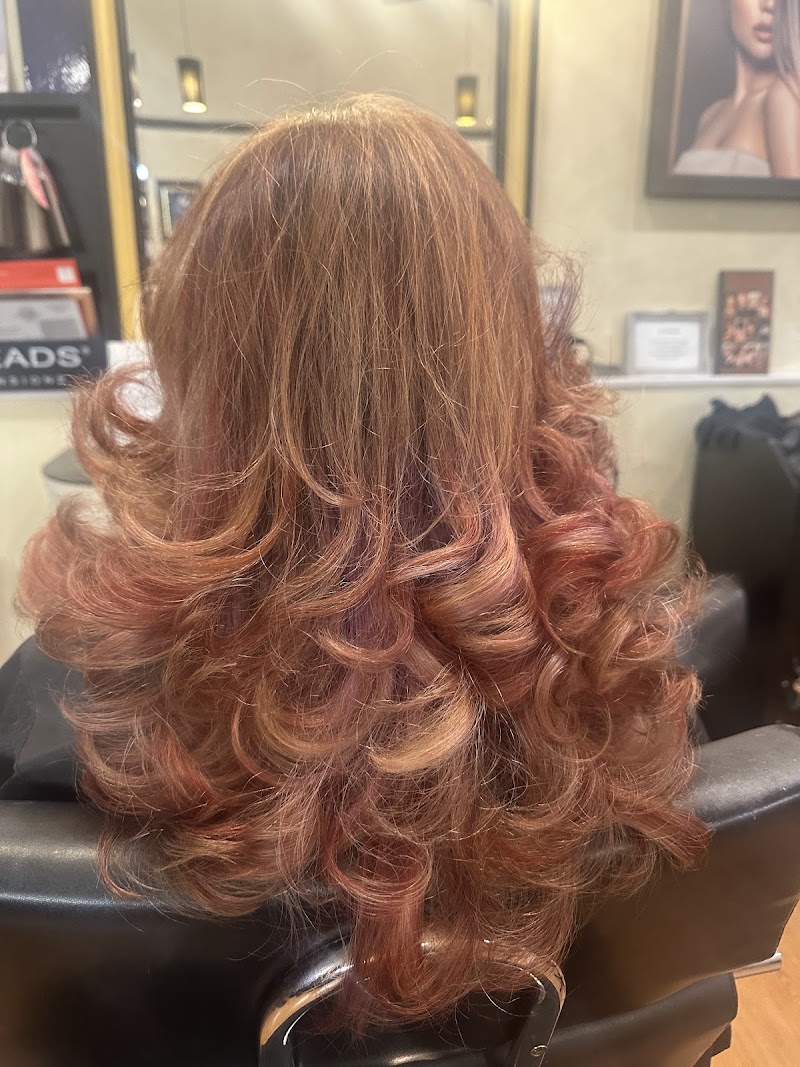 Abby Hair Style photo 2