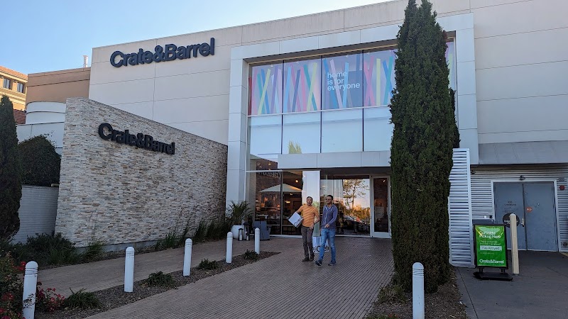 Photo of Crate & Barrel