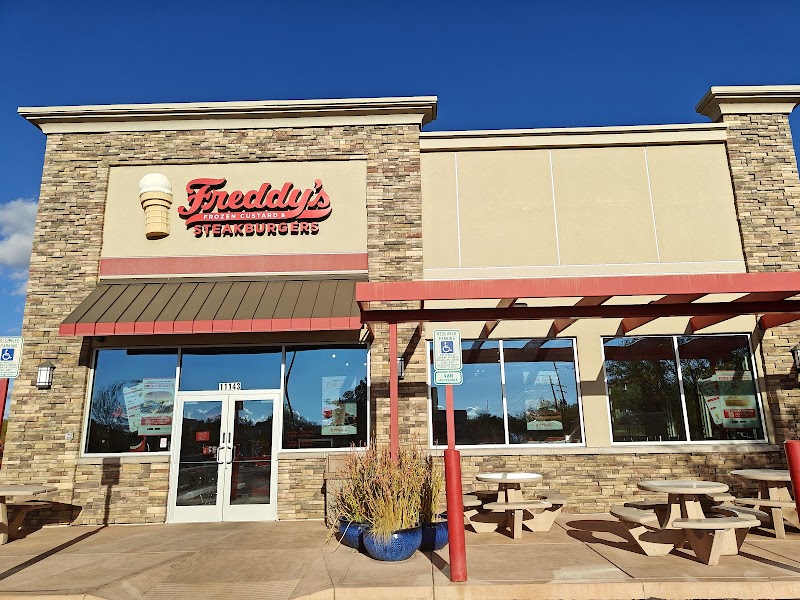 Freddy's Frozen Custard & Steakburgers photo 3