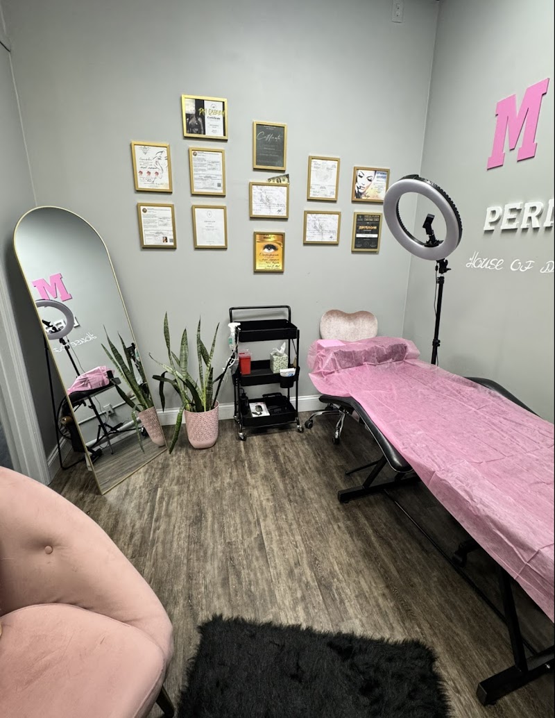 Master Margarita Eyelash extensions & brows photo 2