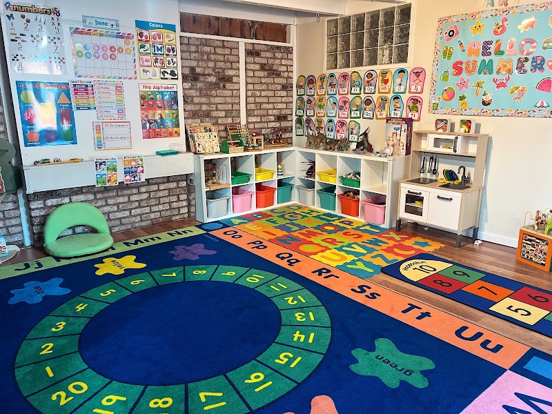 Photo of Little loves bilingual home daycare