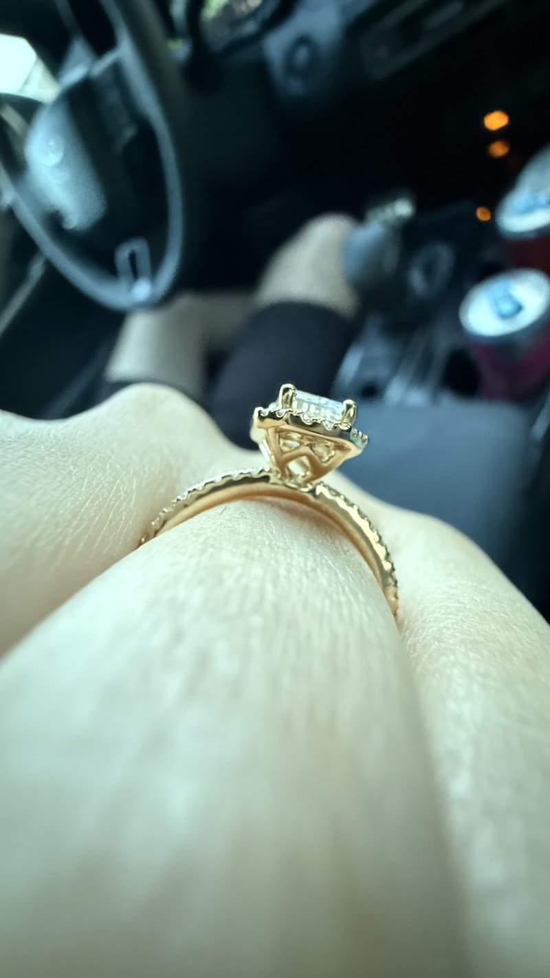 Valliani Jewelers photo 3