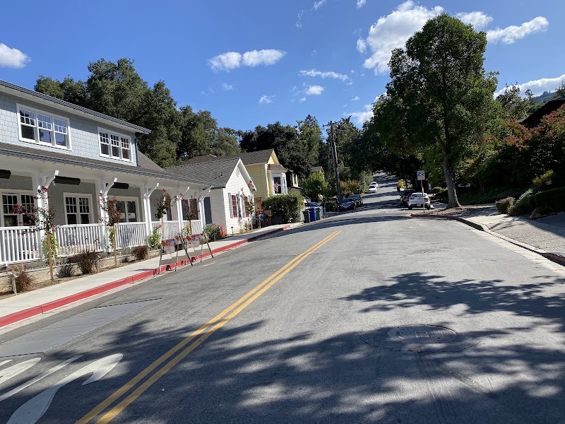 Historic Saratoga Village photo 2
