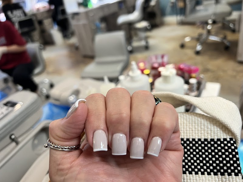 D K Nail & Spa photo 3