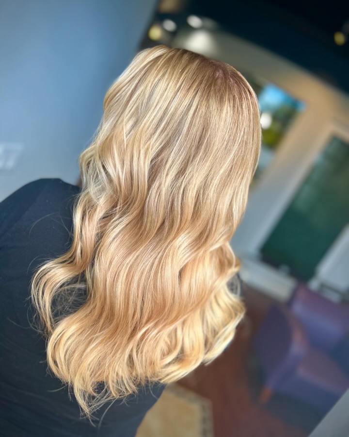Willow and Ivory Hair Studio photo 4