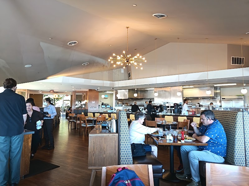 Boulevard Cafe photo 2