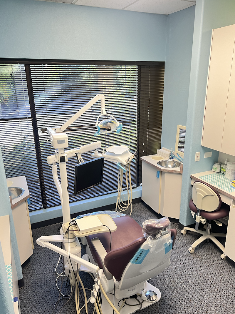 Smile N Shine Dental photo 4