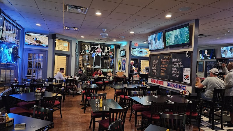 The West Side Sports Bar & Grill photo 3