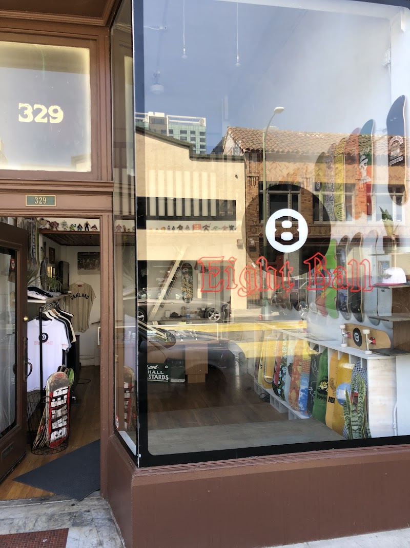 8Ball Oakland photo 5