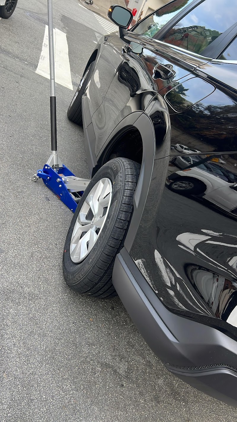 mobile tire repair and roadside service photo 2