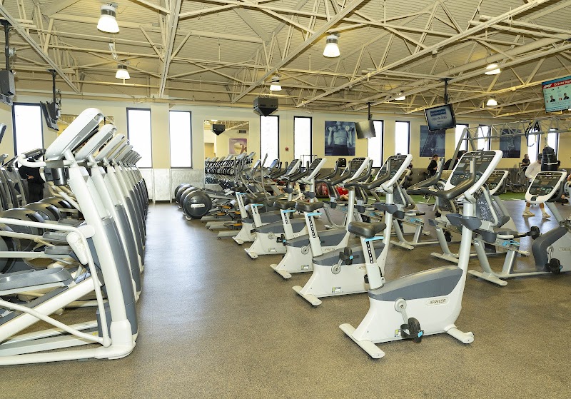 24 Hour Fitness photo 2