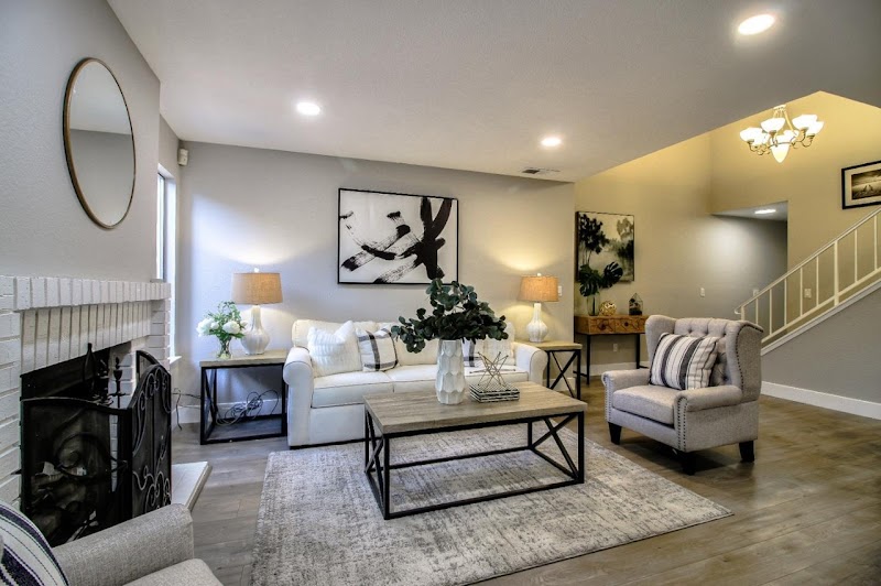 Thuy Tran - CPA* Realtor photo 2