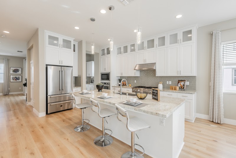 Thuy Tran - CPA* Realtor photo 4