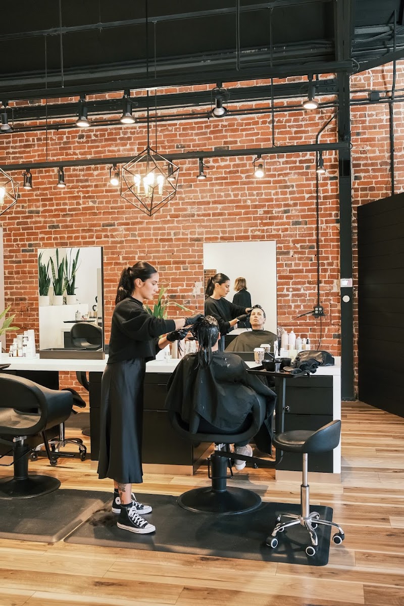 POMPA SALON photo 2