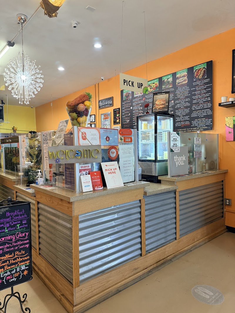 50/50 Juice Lounge photo 4