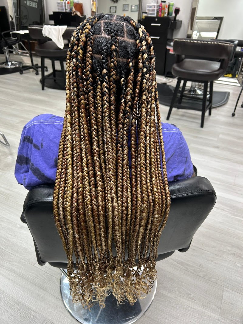 Astou Braids photo 3