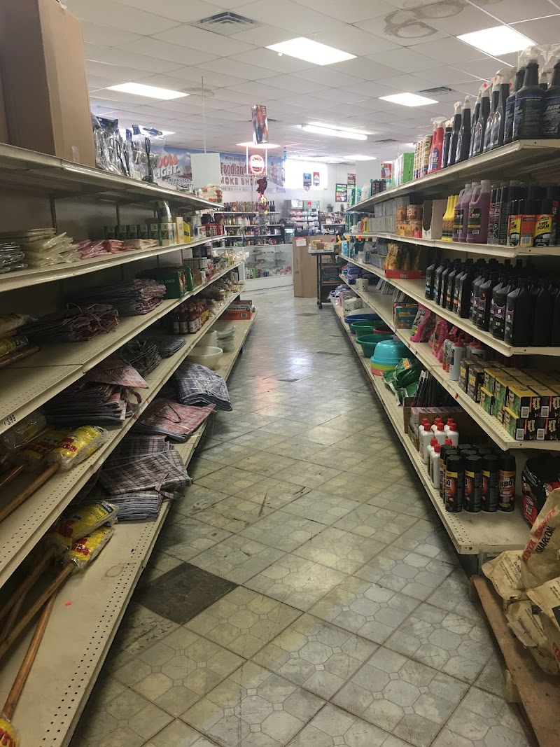 Lee's Foodland Market photo 2