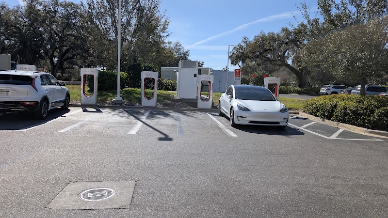 Tesla Supercharger photo 2