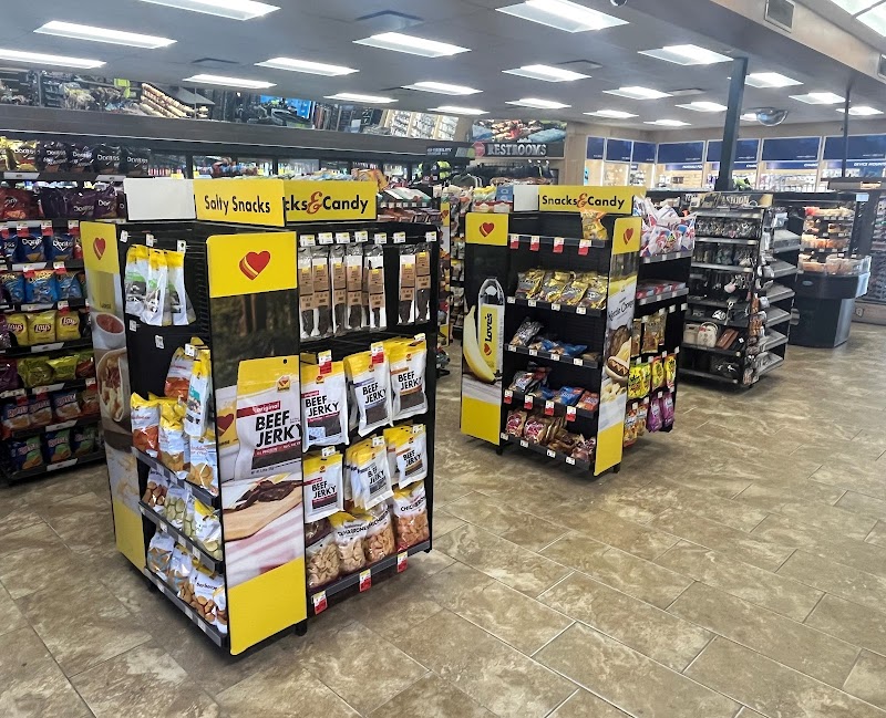 Love's Travel Stop photo 3