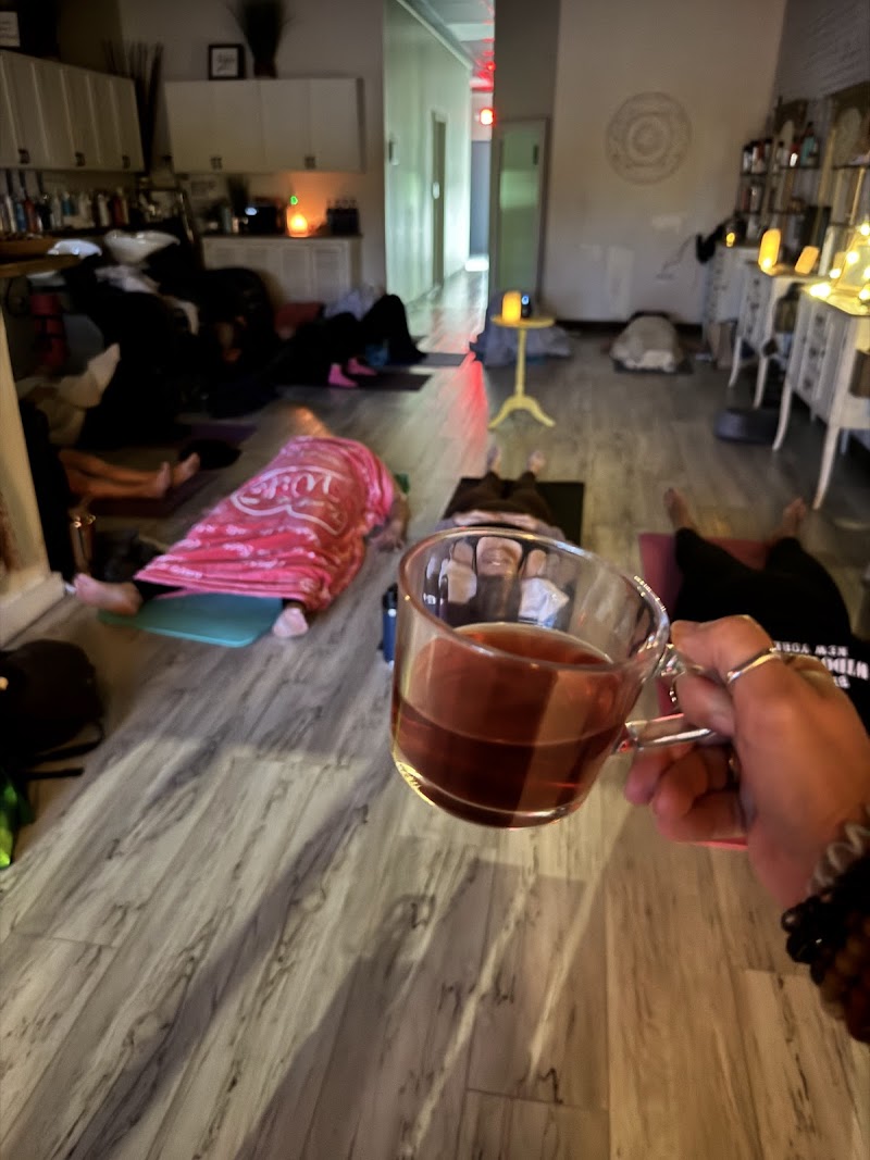 Cup of Jo Cobb photo 3
