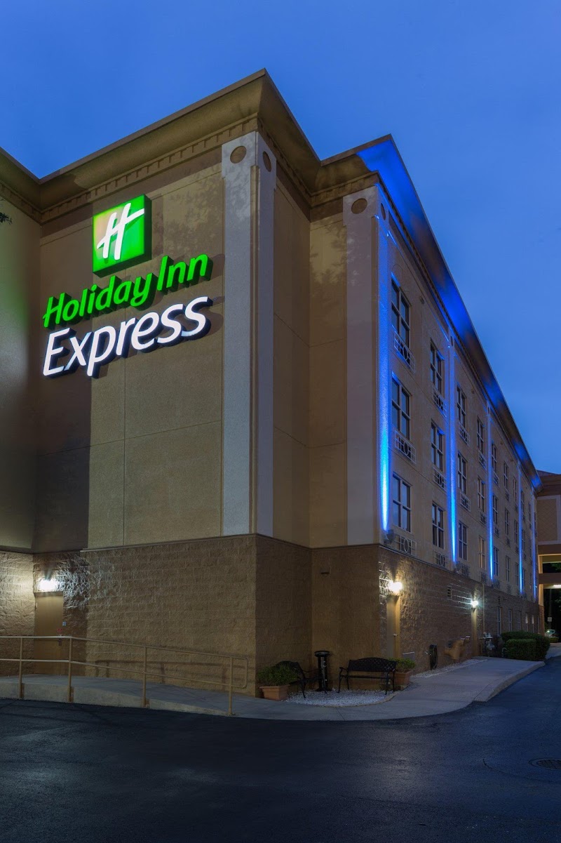 Photo of Holiday Inn Express & Suites Plant City by IHG