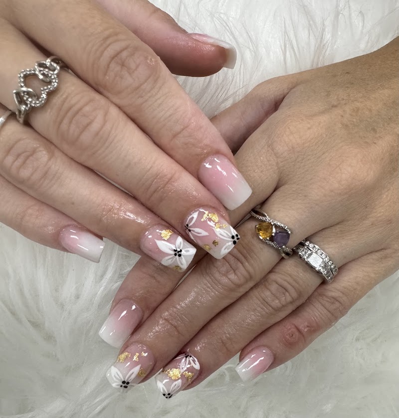 Swan Nails & Spa photo 3