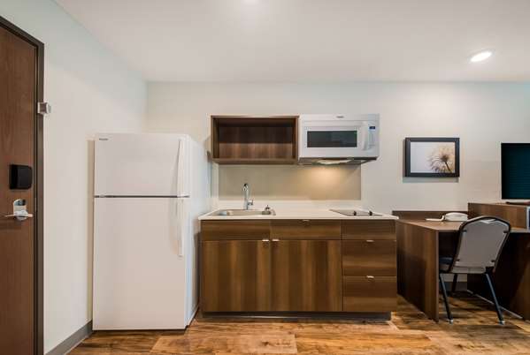 WoodSpring Suites Inverness photo 5