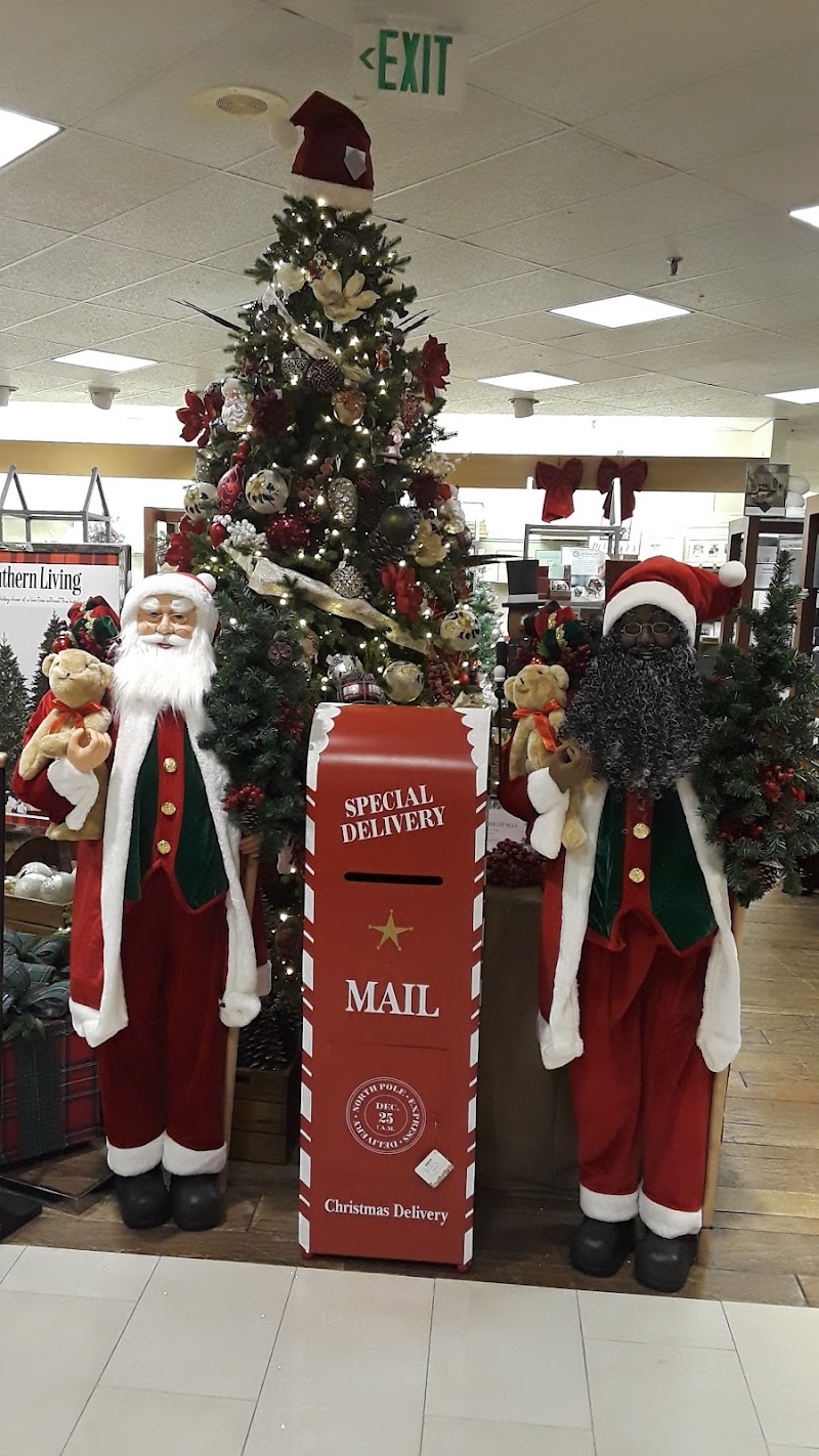 Dillard's photo 3