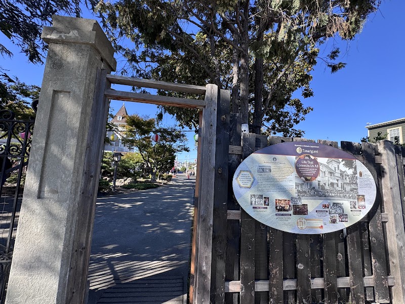 Buddhist Temple of Alameda photo 5