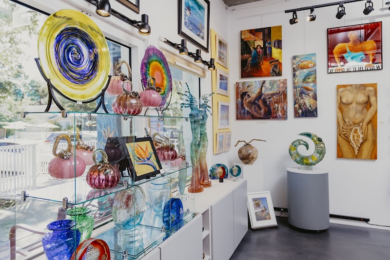 Brenda McMahon Art Gallery photo 2