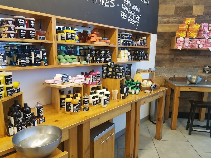 Lush Cosmetics Chandler Fashion Center photo 3