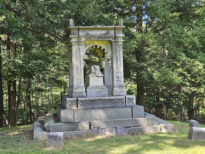 Albany Rural Cemetery photo 2
