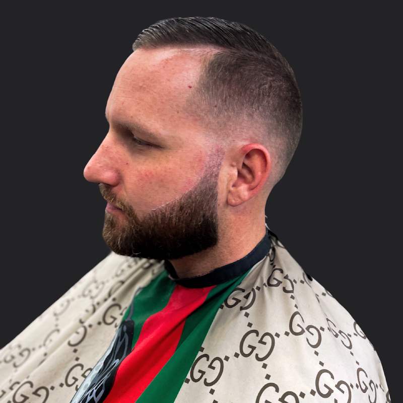 Vic Blendz Barbershop photo 2