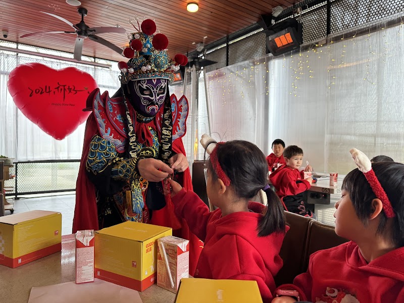Immersive Beijing Chinese Education photo 3