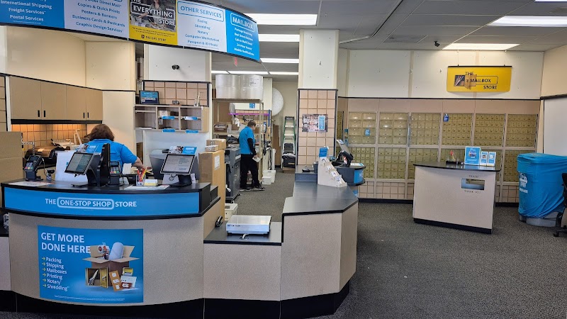 The UPS Store photo 3