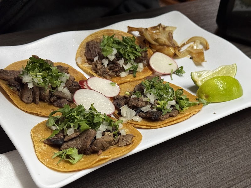 Taqueria Familiar photo 4