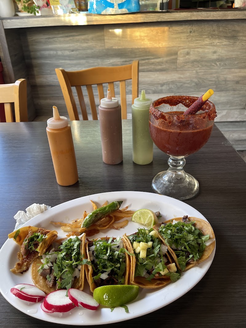 Taqueria Familiar photo 2
