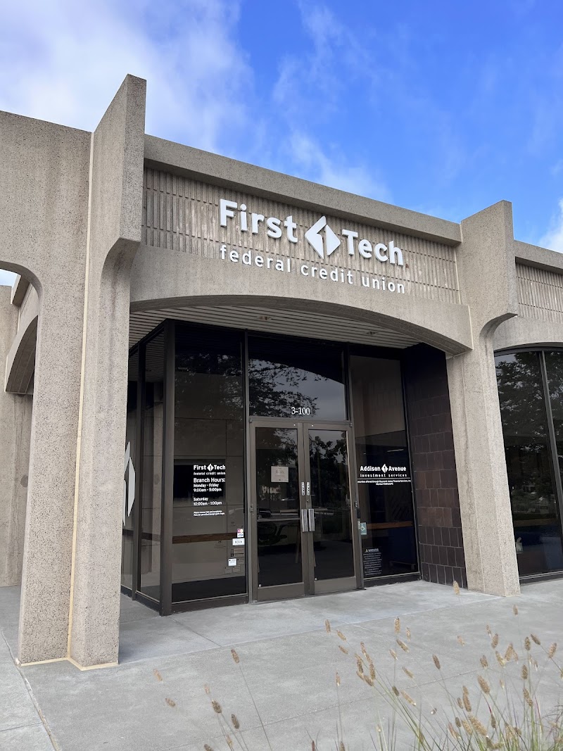 First Tech Federal Credit Union - Palo Alto photo 4