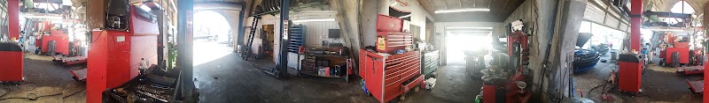 Harolds Auto Center photo 2