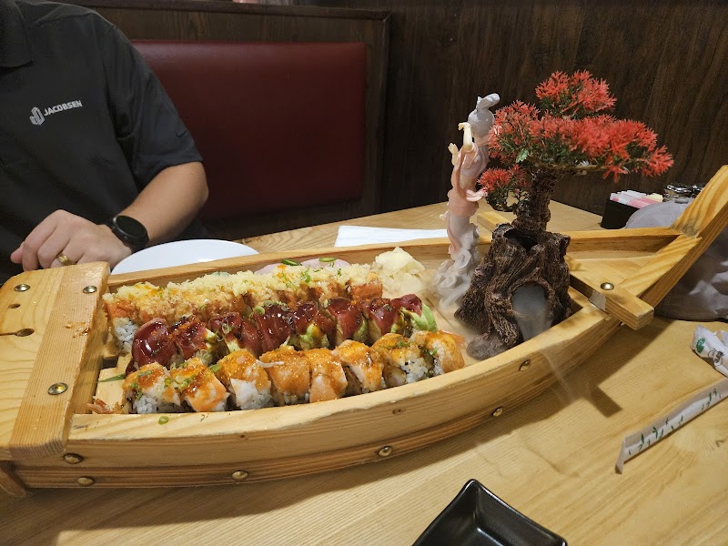 W & Z Asian Bistro & Sushi Bar photo 3